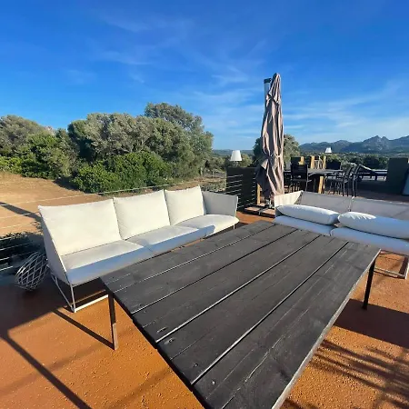 Villa Tre Nibbari - Vicina A San Pantaleo Villa *